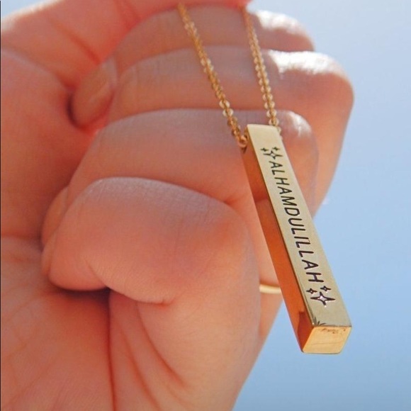 Customized Necklace - Picture 3 of 7